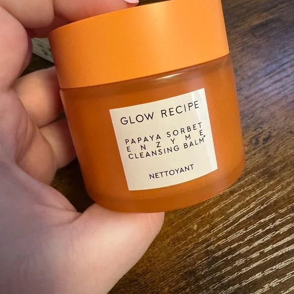 Glow Recipe Cleansing Balm - Picture 5 of 5